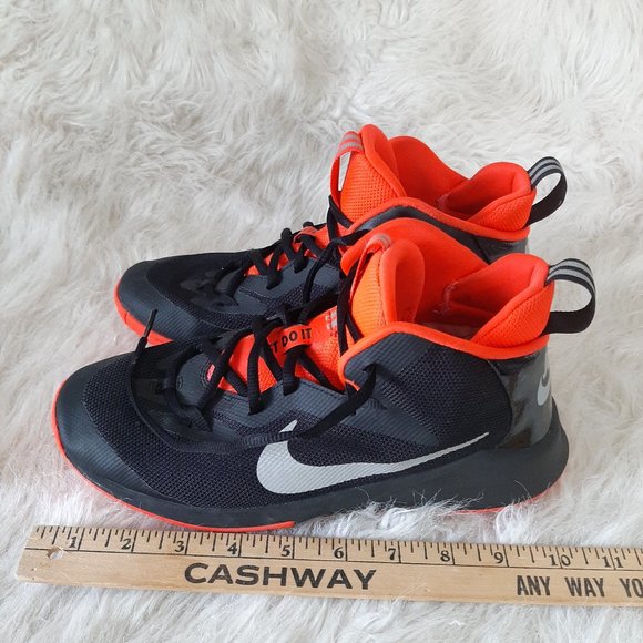 Nike Kid's Youth Black and Orange Training Shoes Siz Y6 - Picture 6 of 8